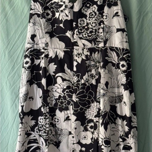 Vintage (90’s) Black and White Donna Rico Floral Dress - Picture 2 of 3
